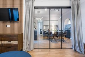 Superb Views 3BR Midtown Flat - 3 Balconies