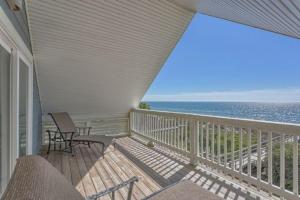Beachcomber by Pristine Property Vacation Rentals