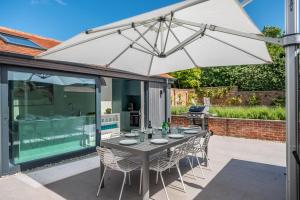 The Old Post Office W