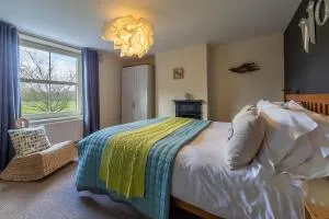 2 Providence Place - Sharrington