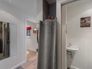 Appartement centre Courchevel avec accès pistes, garage et Wifi - FR-1-563-117