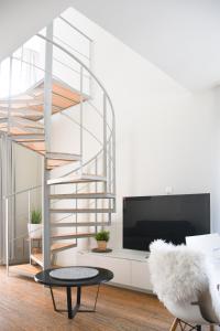 Premium Patio Apartment