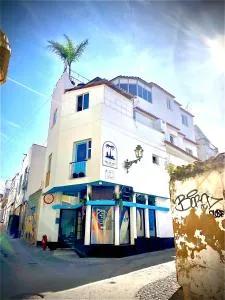 The Island - Raposeira