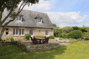 Maisons de vacances Gite independant dans longere a 3 kms de la mer : photos des chambres