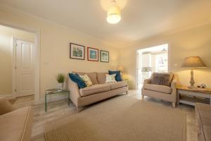 Acorn Cottage H