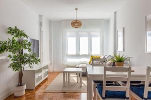 AH El Rinconín del Milán VUT5652AS