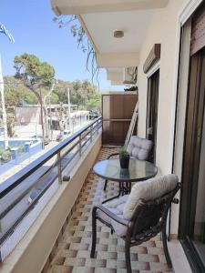 Central condo with homegym, next to the main beach