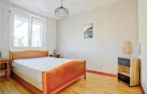 Maisons de vacances 2 Bedroom Cozy Home In Anneville Sur Mer : photos des chambres