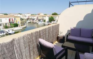 Maisons de vacances Nice home in Aigues-Mortes with 3 Bedrooms and WiFi : photos des chambres
