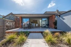 The Seas Annex - Burnham Deepdale