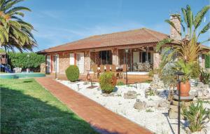 3 Bedroom Awesome Home In Antromero