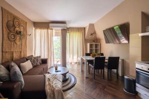 Quiet & Modern Maisonette
