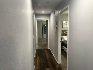 Luxury Modern Condo by the Lake - Succulent Way