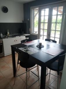 Maisons de vacances LE CHANT DES OISEAUX arrivee autonome : photos des chambres