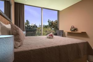 Villa da Silva (Heated Pool and Private Parking)