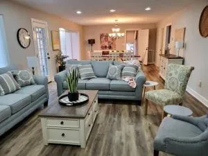 The Residence at Hilltop Acres - Clarksville, TN (1335 Whitt Ln) - أوك جروف