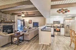 Spacious Pinetop Apartment Patio Gas Grill - Indian Pine