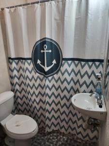 Small studio APT 5min to DT!