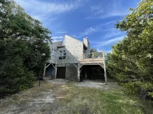 Elizabeth House 56126 - Engelhard