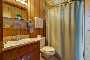 Hike, Bike & Golf: Peaceful Cabin in Twain Harte!