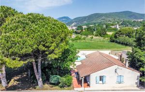 Maisons de vacances Beautiful Home In Meysse With Wifi, 3 Bedrooms And Outdoor Swimming Pool : photos des chambres