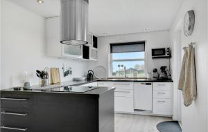 Three-Bedroom Holiday Home Haderslev With A Fireplace 06