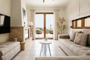 Avidianos -Family Perfect- Residence