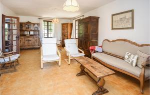 Maisons de vacances Beautiful home in Saint-Siffret with 2 Bedrooms and WiFi : photos des chambres