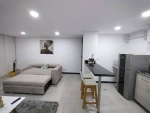 Moderno apartamento cerca al aeropuerto