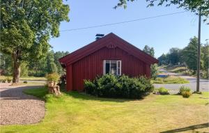 2 Bedroom Cozy Home In Reftele