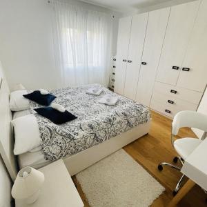 Apartments with WiFi Split - 21347