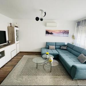 Apartments with WiFi Split - 21347