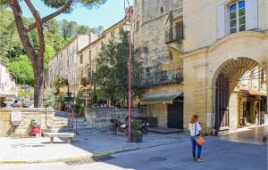 Maisons de vacances Stunning home in Aigues-Vives with Outdoor swimming pool, 6 Bedrooms and WiFi : photos des chambres