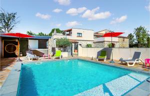 Maisons de vacances Awesome Home In Grospierres With Sauna : photos des chambres
