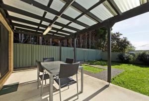 Close to Little Beach and Shoal Bay Beach