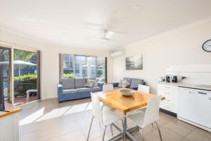 Martys Little Beach No 5