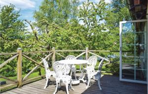 Cozy Home In Munka-Ljungby