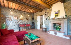 3 Bedroom Amazing Apartment In Benabbio