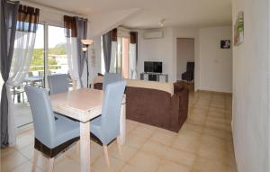 Appartements Stunning Apartment In Sta Maria Poggio With Outdoor Swimming Pool, Wifi And 2 Bedrooms : photos des chambres