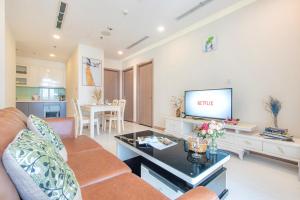 The Lexington Suites, Vinhomes Central Park & Paranomic View