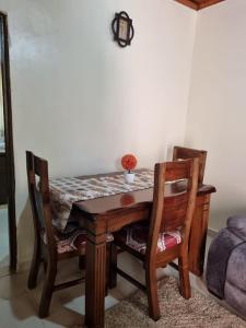 Lux Suites Donholm Family Bungalow