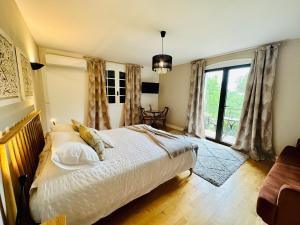 Appartements Suite Armagnac, relaxing gite near Nogaro : photos des chambres