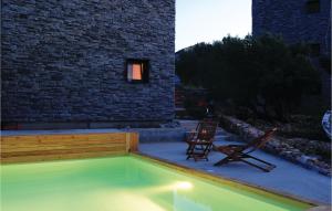 Amazing Home In Dragove