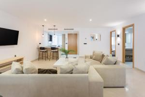 Lujoso cerca de playa