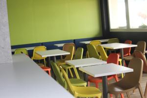 Hotels Hotel ibis Budget Laval : photos des chambres