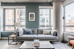 Kendall Sq 1BR w Office Nook Gym nr MIT BOS-43
