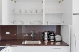 Upper West Side 2br w doorman nr Central Park NYC-1151