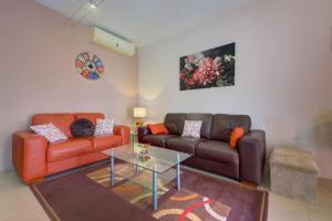 Steps from the Sea - Side Seaview - Sleep 5