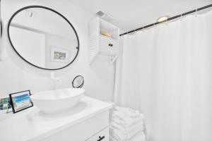 One Seagrove Place #1308 - "Love at First Sight"