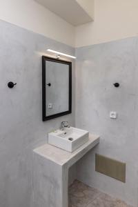 Bells Rooms and Suites